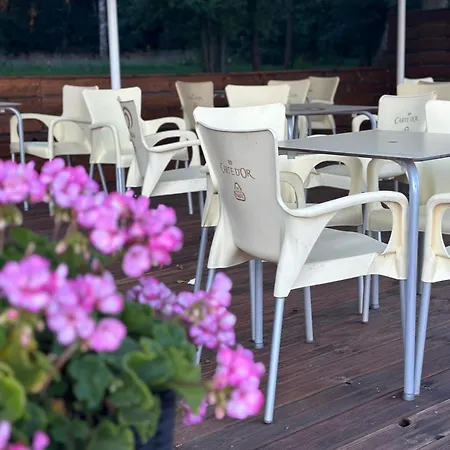 Dom Nad Jeziorem Miedwie, Prázdninový dům Zieleniewo (Stargard)