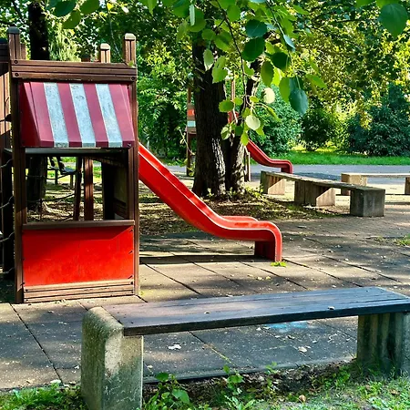 Dom Nad Jeziorem Miedwie, Zieleniewo (Stargard)