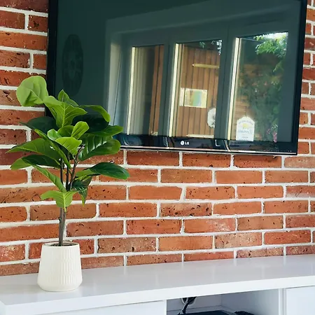 Dom Nad Jeziorem Miedwie, Prázdninový dům Zieleniewo (Stargard)